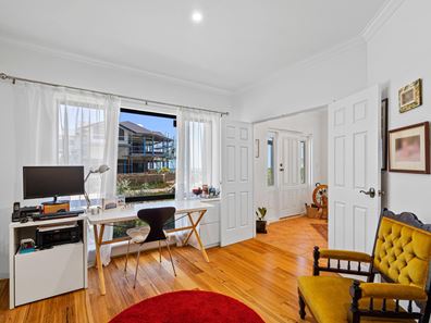 21A Caravel Way, Halls Head WA 6210