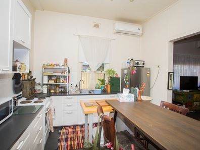 74 Ferguson St, Midland WA 6056