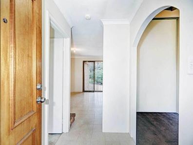 1 Kingham Place, Seville Grove WA 6112