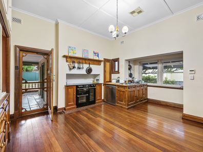 1 Cliff Road, Claremont WA 6010