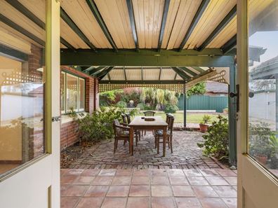 1 Cliff Road, Claremont WA 6010