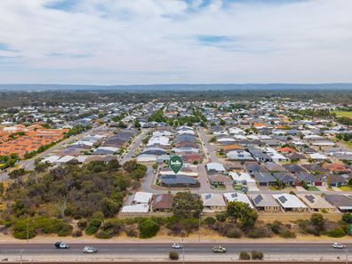 60 Kesiya Turn, Aubin Grove WA 6164