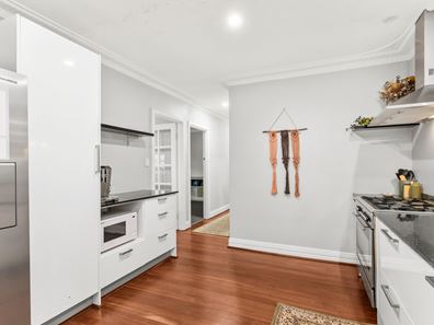 22 Eudoria Street, Gosnells WA 6110