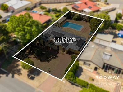 13 Sinclair St, Armadale WA 6112