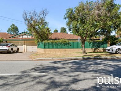 2/2 Braibrise Road, Wilson WA 6107