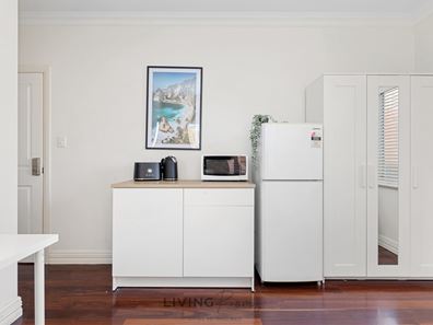 Room/2  141B Forrest Street, Fremantle WA 6160