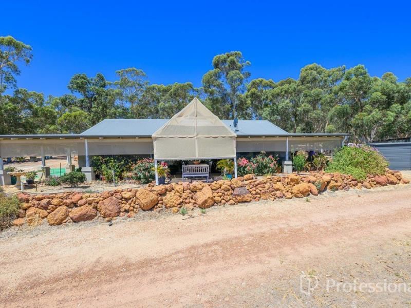 133 Sandalford Drive, Chittering