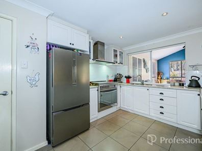 133 Sandalford Drive, Chittering WA 6084