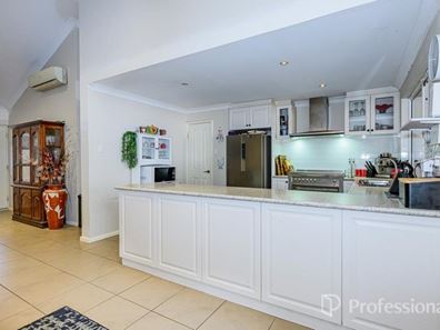 133 Sandalford Drive, Chittering WA 6084