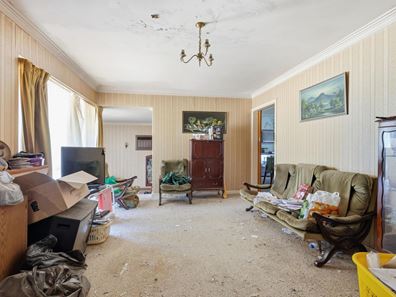 16 Haslemere Drive, Mount Nasura WA 6112