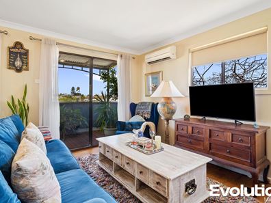 70B Janis Street, Halls Head WA 6210