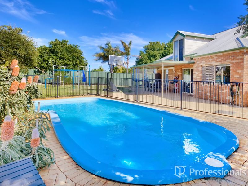 8 Teetree Court, Beechboro