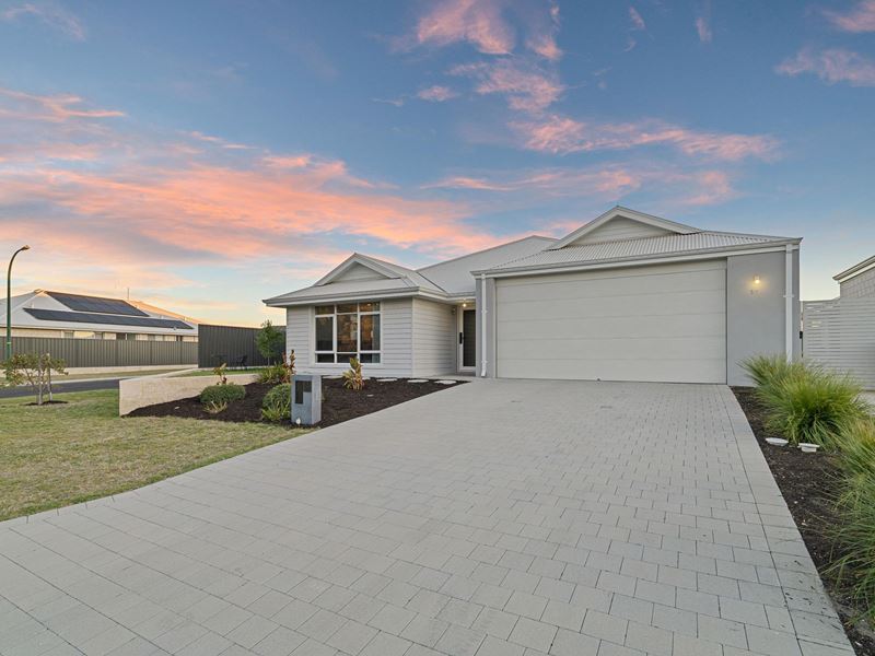 37 Castella Drive, Dudley Park WA 6210