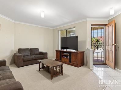 12 Moombaki Avenue, Bertram WA 6167