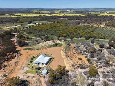 184 Ewert Road, Morbinning WA 6304