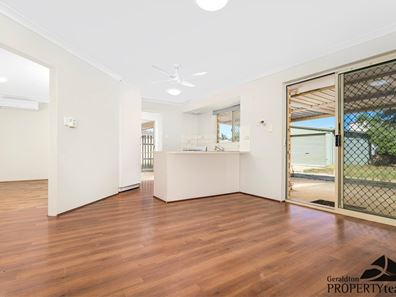 8 Naomi Way, Karloo WA 6530