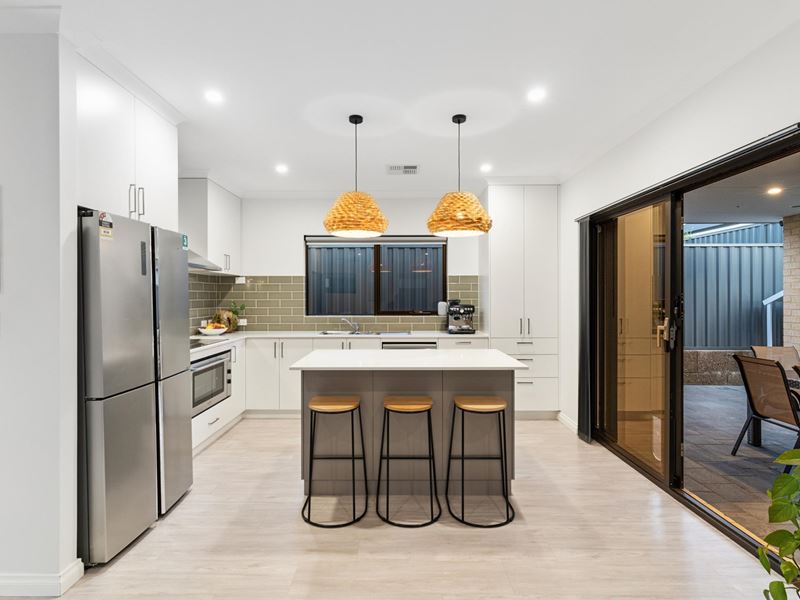 30 Denmark Loop, South Guildford