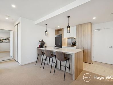 305/6 Baumea Way, Innaloo WA 6018
