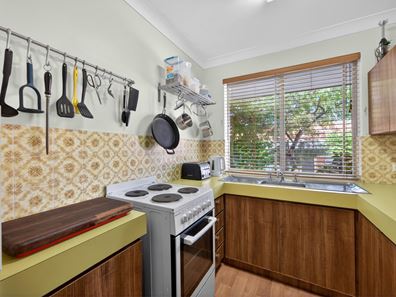 19/304 Preston Point Road, Attadale WA 6156