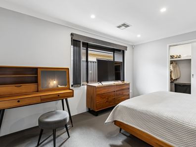 6 Belvide Way, Aveley WA 6069