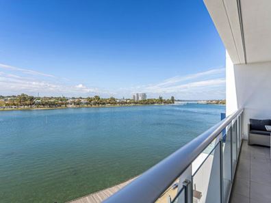 505/1 Marco Polo Drive, Mandurah WA 6210