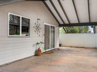 8A Hewitt Street, South Kalgoorlie WA 6430