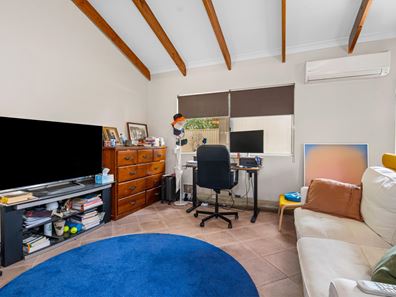 8A Hewitt Street, South Kalgoorlie WA 6430