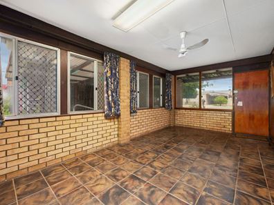 188 Cammillo Road, Kelmscott WA 6111