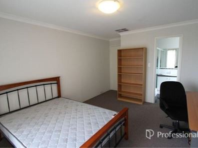 39B Lawson Street, Bentley WA 6102