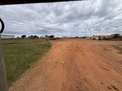 14 Hunter Street, West Kalgoorlie WA 6430