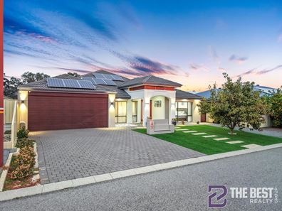4 Plumosa Way, Wattle Grove WA 6107