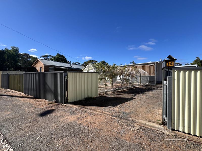 34 Brockman Street, Norseman