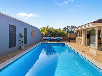 2 Troon Cove, Connolly WA 6027