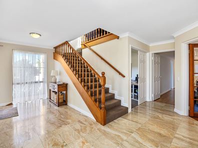 2 Troon Cove, Connolly WA 6027