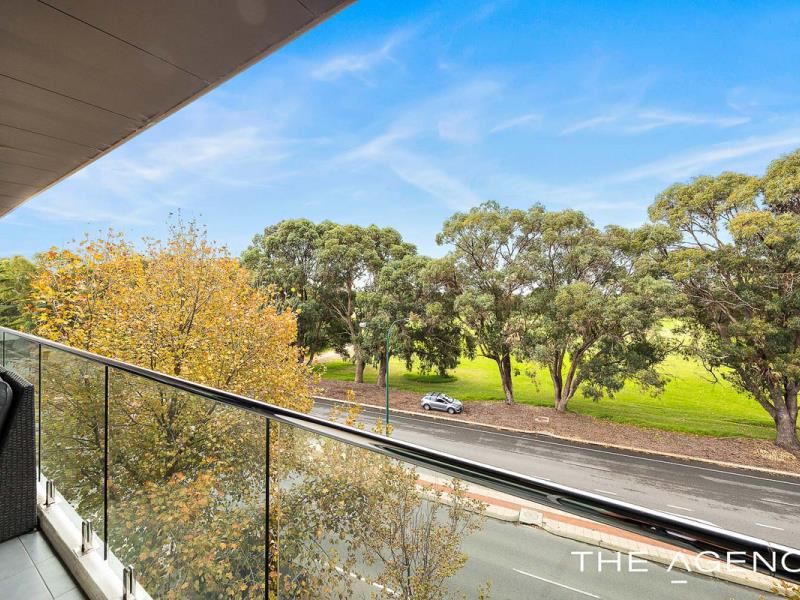 67/95 Chalgrove Avenue, Rockingham WA 6168
