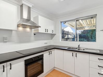 18/75 Ley Street, Como WA 6152