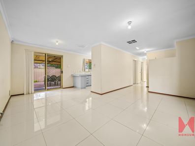 9/13 Chich Place, Cannington WA 6107