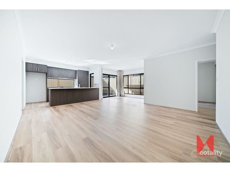 9B Banksia Circle, Thornlie WA 6108