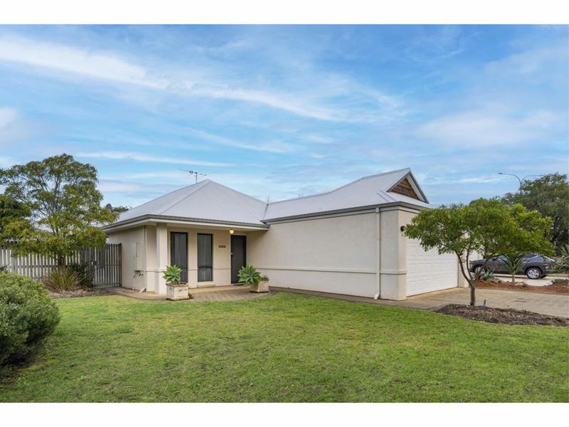 24 Wilson Avenue, Quindalup WA 6281