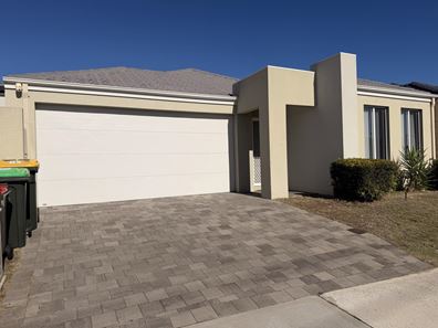 39A Suffolk Street, Caversham WA 6055