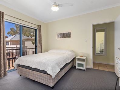 11/326 South Terrace, South Fremantle WA 6162