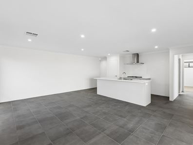 27 Lunarossa Drive, Two Rocks WA 6037