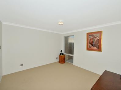 3 Rubus Vista, Halls Head WA 6210