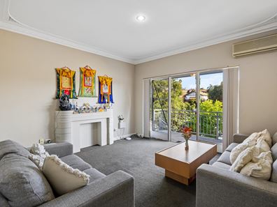 110 Rookwood Street, Menora WA 6050