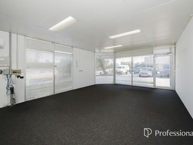 12/7 Vale Street, Malaga WA 6090
