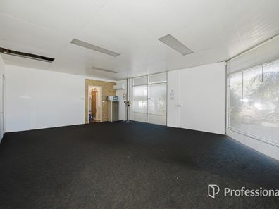 12/7 Vale Street, Malaga WA 6090