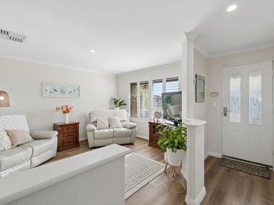 32 Geoff Russell Avenue, Kinross WA 6028