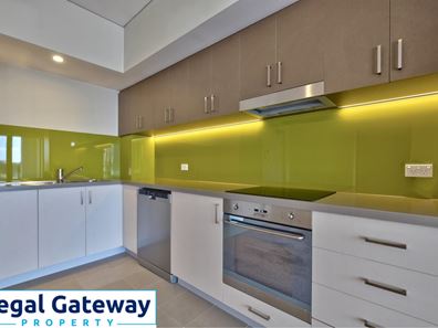 126/10 Sleeper Lane, Cockburn Central WA 6164