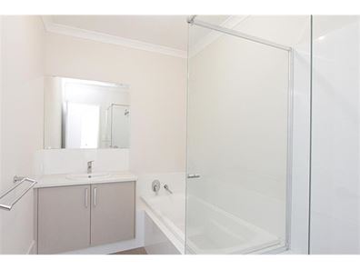 4/69 Henry Street, East Cannington WA 6107