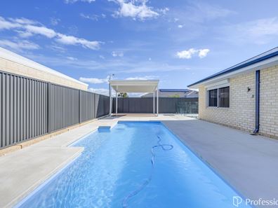 14 Twilight Street, Wellard WA 6170